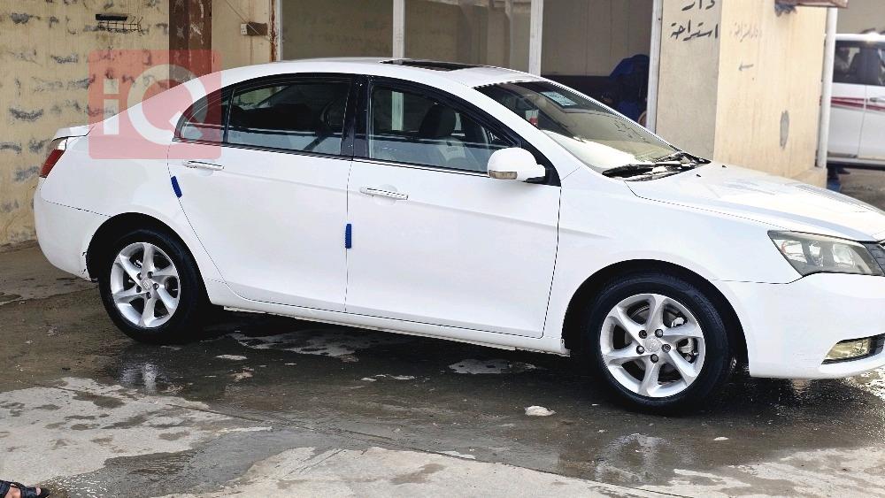 جيلي امجراند EC7